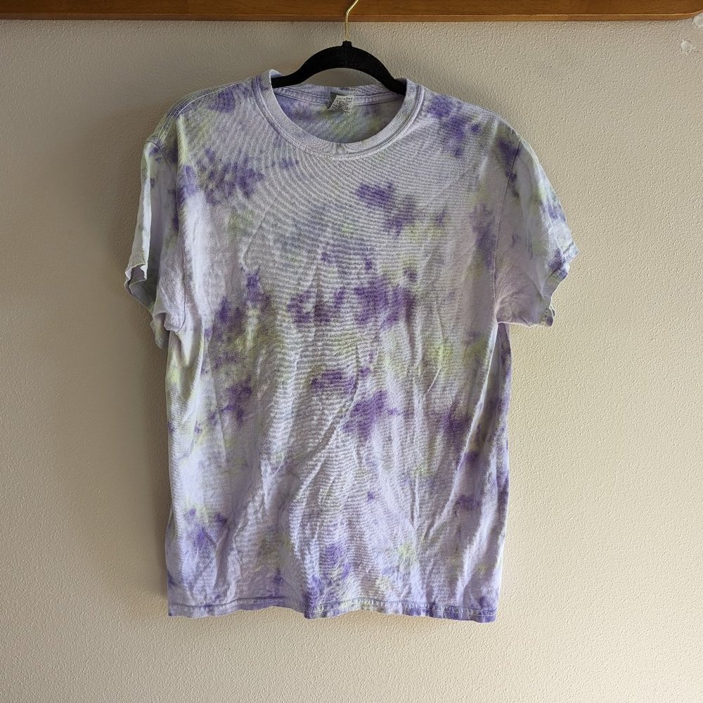 Green and purple pastel tie-dye Gildan tee